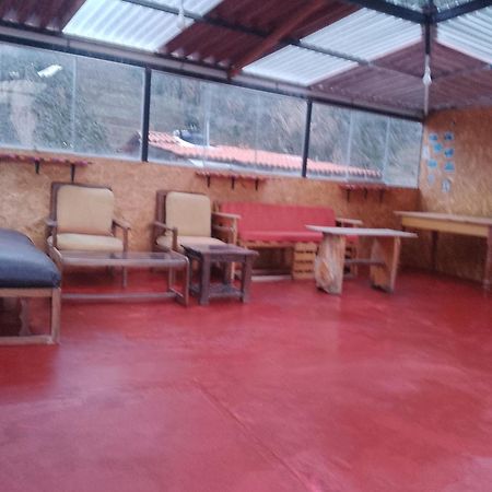 Hostal Ollantaytambo Apartments Bagian luar foto